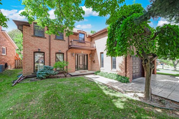 54-Ambrose-Road-Toronto-Web-Salisbury-11