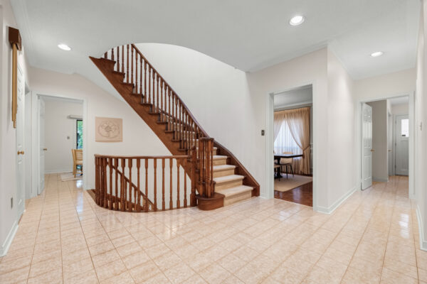 54-Ambrose-Road-Toronto-Web-Salisbury-19