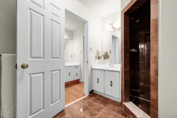 54-Ambrose-Road-Toronto-Web-Salisbury-43