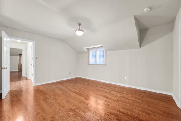 54-Ambrose-Road-Toronto-Web-Salisbury-51