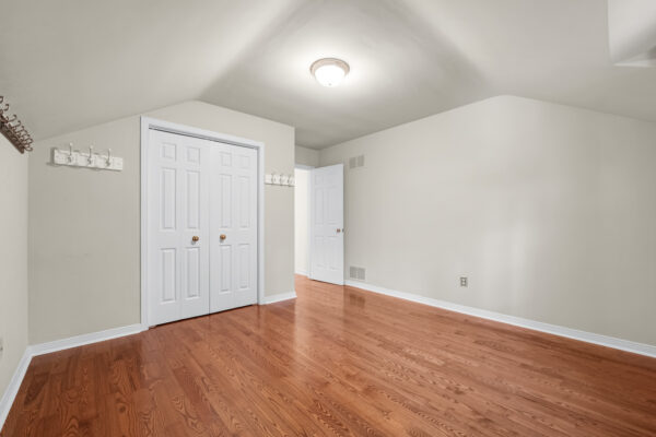 54-Ambrose-Road-Toronto-Web-Salisbury-58