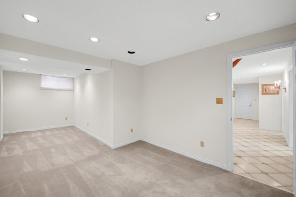54-Ambrose-Road-Toronto-Web-Salisbury-65