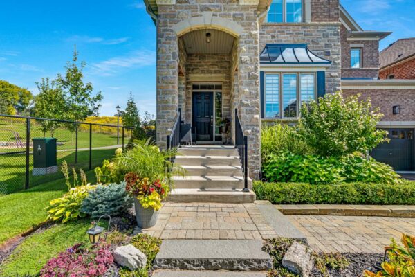 56-Walter-Tunny-Crescent-East-Gwillimbury-Web-Salisbury-10