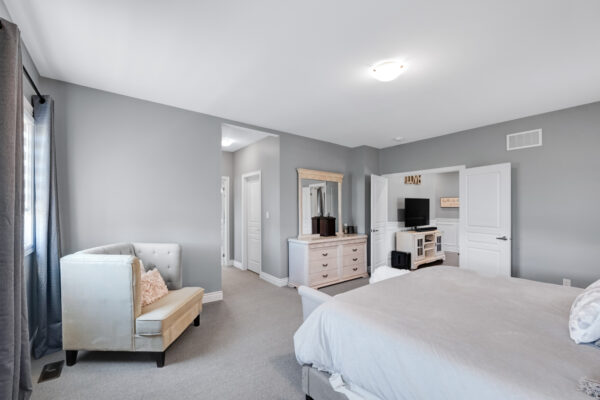 56-Walter-Tunny-Crescent-East-Gwillimbury-Web-Salisbury-40