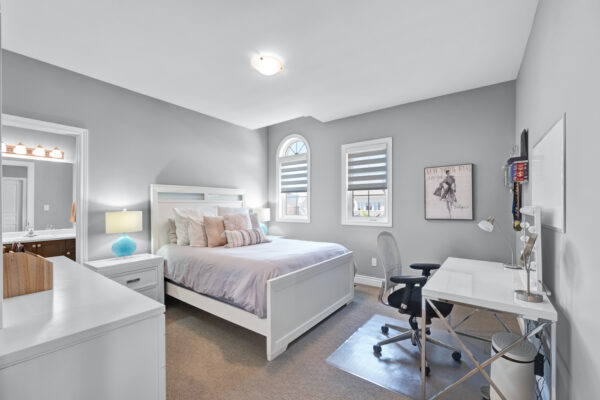 56-Walter-Tunny-Crescent-East-Gwillimbury-Web-Salisbury-49