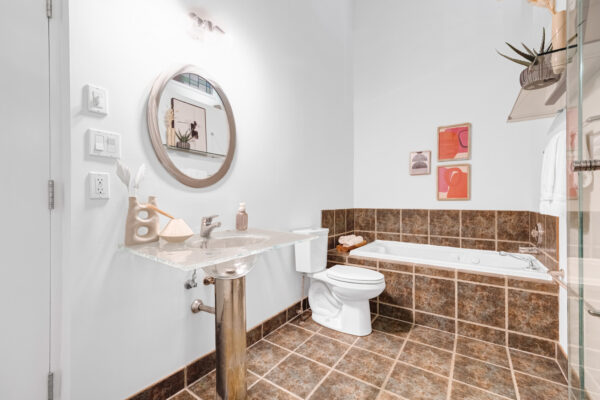 676-Richmond-Street-West-#108-Toronto-Web-Salisbury-26