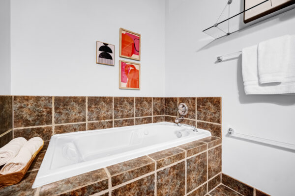 676-Richmond-Street-West-#108-Toronto-Web-Salisbury-28