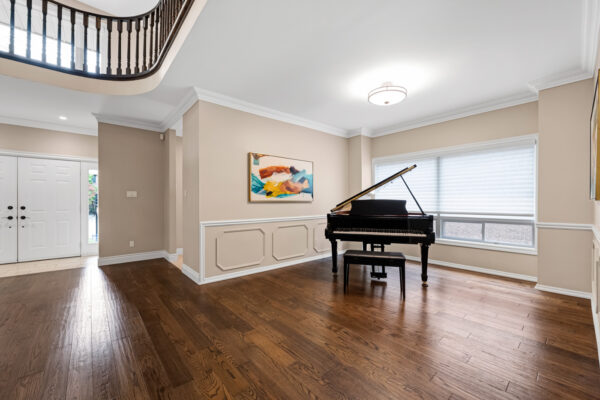 88-Garnier-Court-Toronto-Web-Salisbury-22