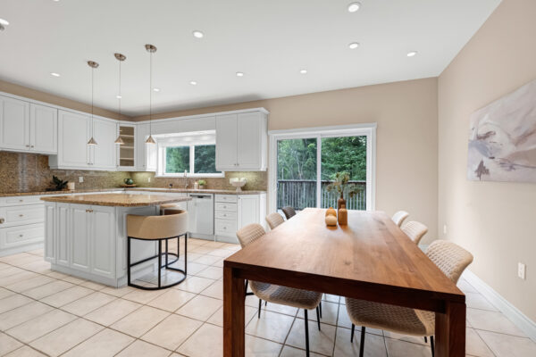 88-Garnier-Court-Toronto-Web-Salisbury-25