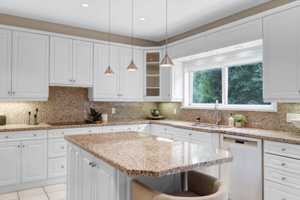 88-Garnier-Court-Toronto-Web-Salisbury-27