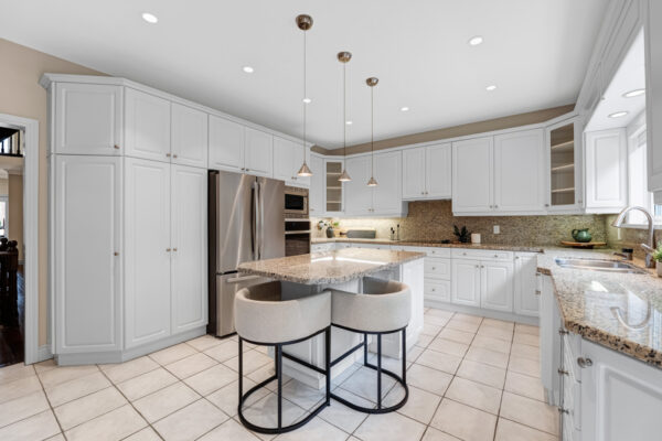 88-Garnier-Court-Toronto-Web-Salisbury-29
