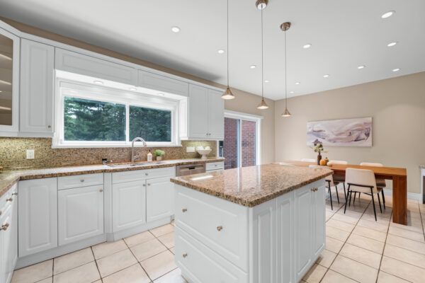 88-Garnier-Court-Toronto-Web-Salisbury-31