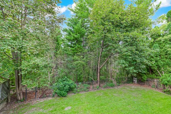 88-Garnier-Court-Toronto-Web-Salisbury-41
