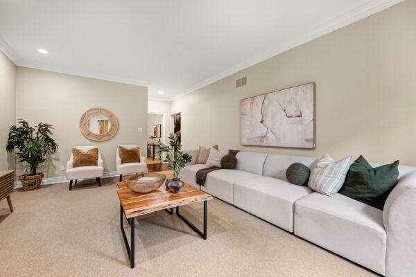 88-Garnier-Court-Toronto-Web-Salisbury-45