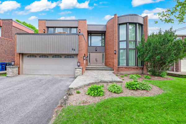 88-Garnier-Court-Toronto-Web-Salisbury-5