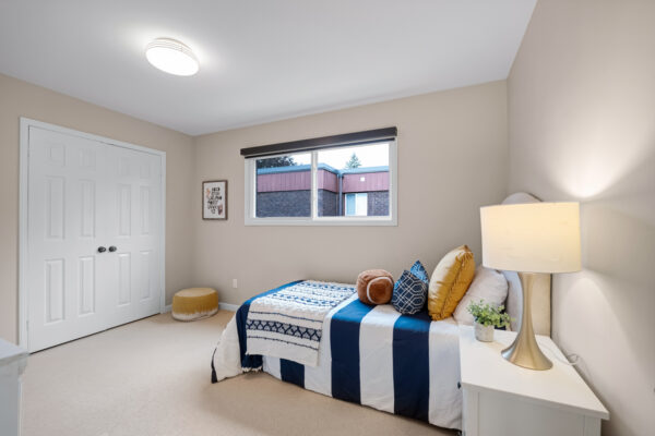 88-Garnier-Court-Toronto-Web-Salisbury-79