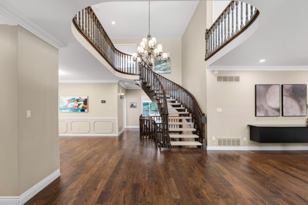 88-Garnier-Court-Toronto-Web-Salisbury-9