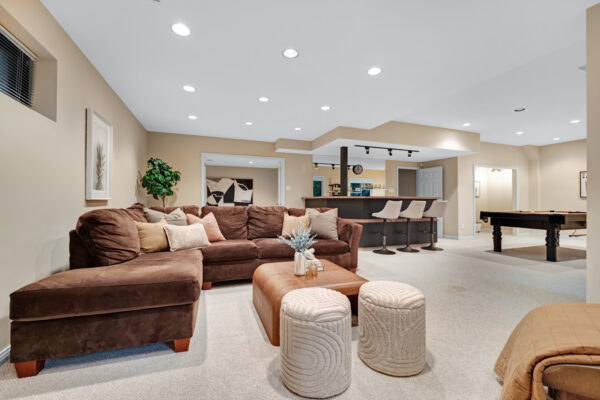 88-Garnier-Court-Toronto-Web-Salisbury-91