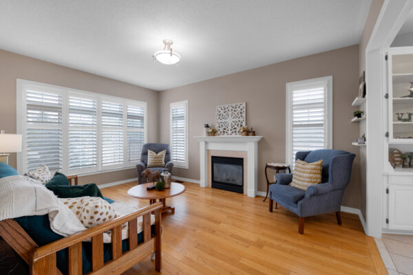 1-Hare-Farm-Gate-Stouffville-Web-Salisbury-11