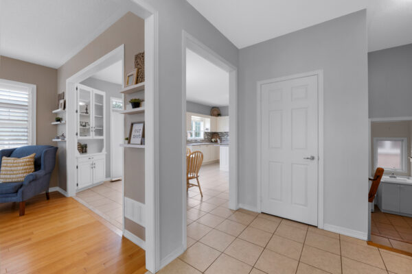 1-Hare-Farm-Gate-Stouffville-Web-Salisbury-15