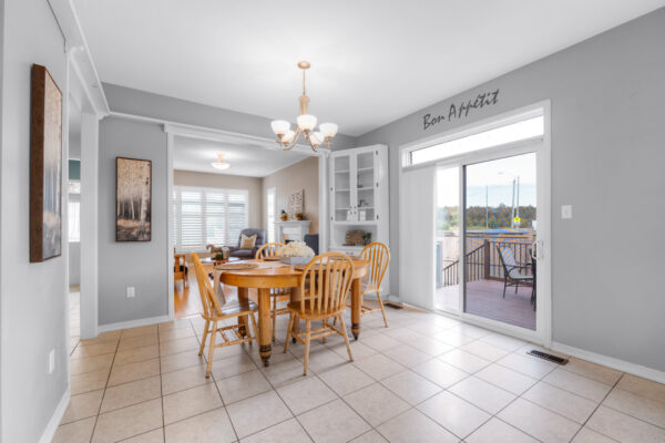 1-Hare-Farm-Gate-Stouffville-Web-Salisbury-18
