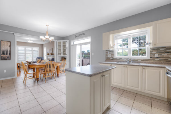 1-Hare-Farm-Gate-Stouffville-Web-Salisbury-22