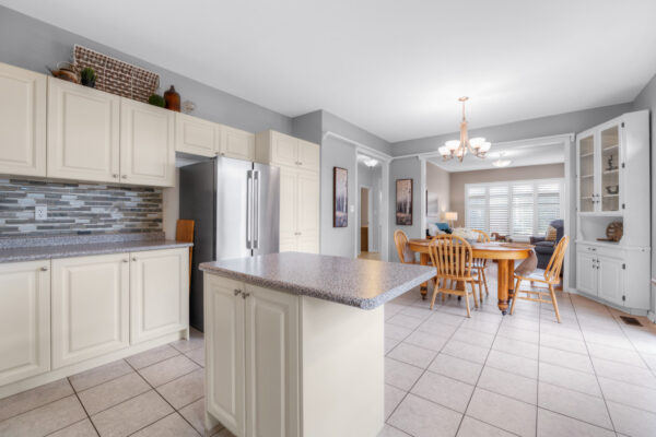 1-Hare-Farm-Gate-Stouffville-Web-Salisbury-24