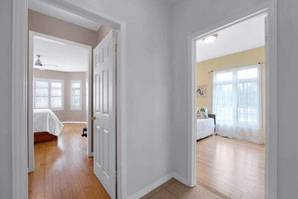 1-Hare-Farm-Gate-Stouffville-Web-Salisbury-31
