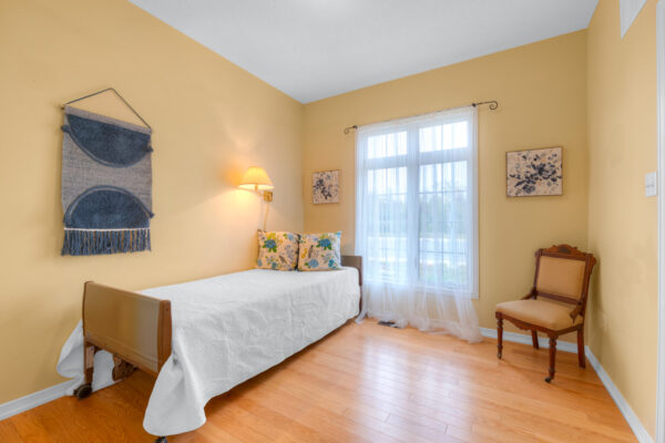 1-Hare-Farm-Gate-Stouffville-Web-Salisbury-32