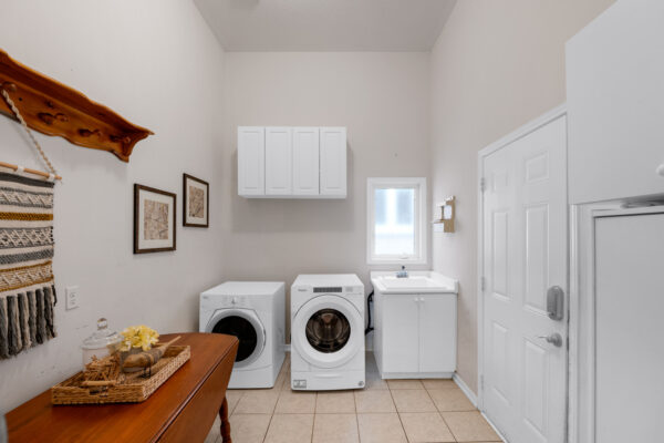 1-Hare-Farm-Gate-Stouffville-Web-Salisbury-37