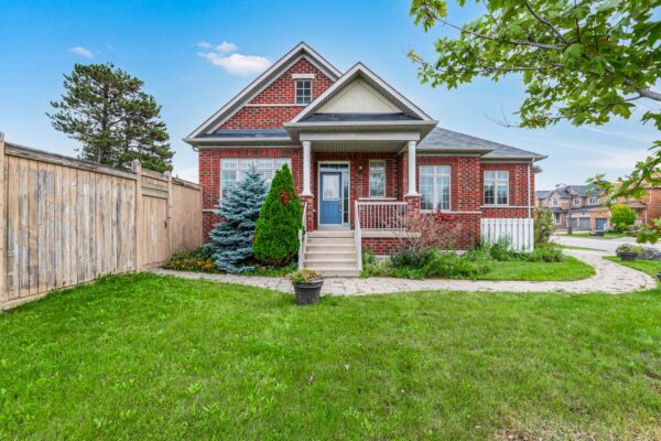 1-Hare-Farm-Gate-Stouffville-Web-Salisbury-5