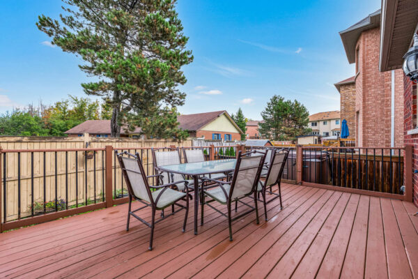 1-Hare-Farm-Gate-Stouffville-Web-Salisbury-61