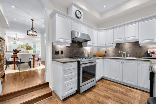 104-Pleasant-Boulevard-Toronto-Web-Salisbury-16