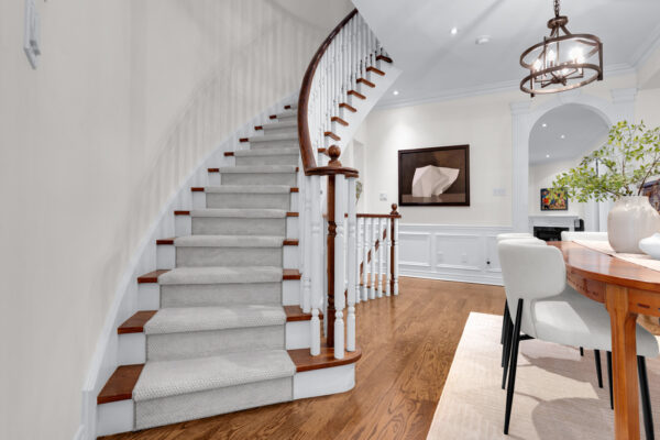 104-Pleasant-Boulevard-Toronto-Web-Salisbury-25