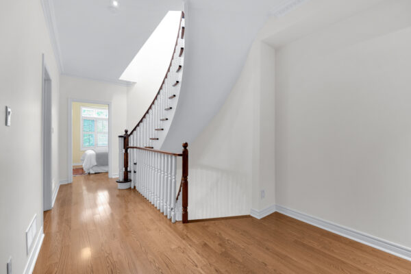 104-Pleasant-Boulevard-Toronto-Web-Salisbury-26
