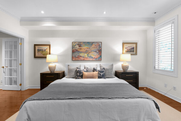 104-Pleasant-Boulevard-Toronto-Web-Salisbury-30