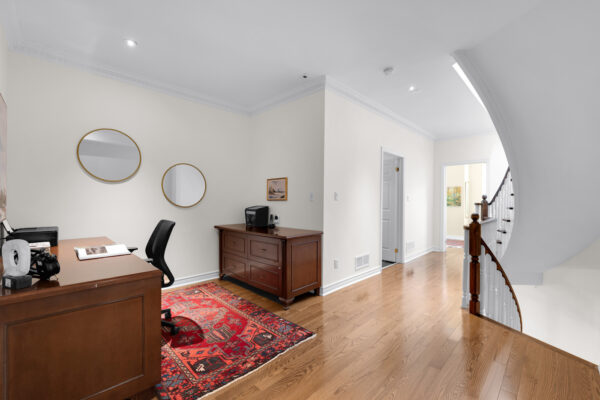 104-Pleasant-Boulevard-Toronto-Web-Salisbury-32