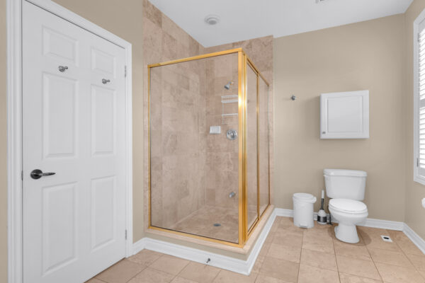 104-Pleasant-Boulevard-Toronto-Web-Salisbury-50