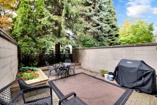 104-Pleasant-Boulevard-Toronto-Web-Salisbury-61