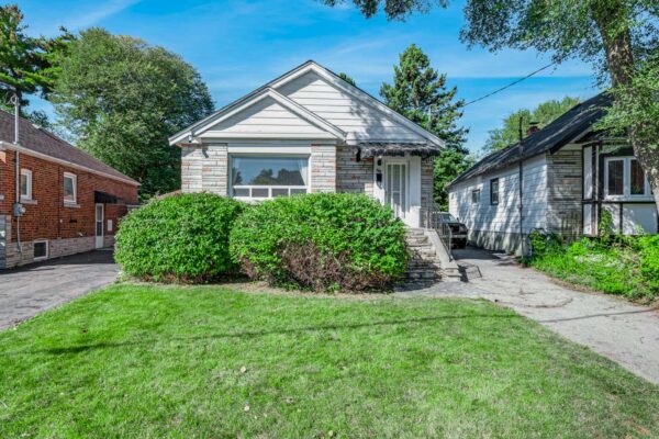106-Meighen-Avenue-Toronto-Web-Salisbury-8