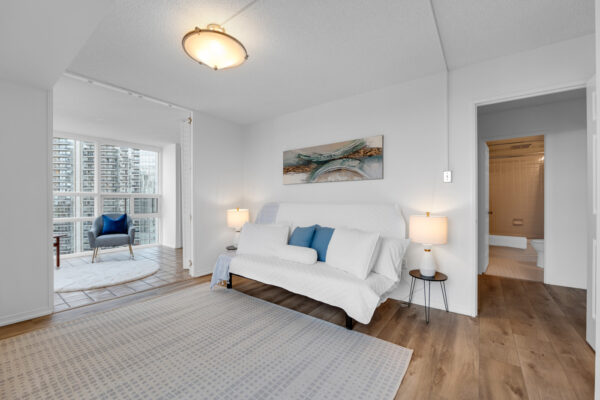 131-Beecroft-Road-#1903-Toronto-Web-Salisbury-35