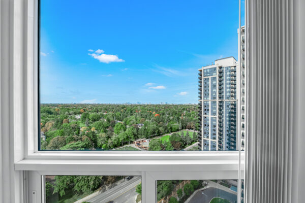 131-Beecroft-Road-#1903-Toronto-Web-Salisbury-37