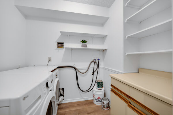 131-Beecroft-Road-#1903-Toronto-Web-Salisbury-43