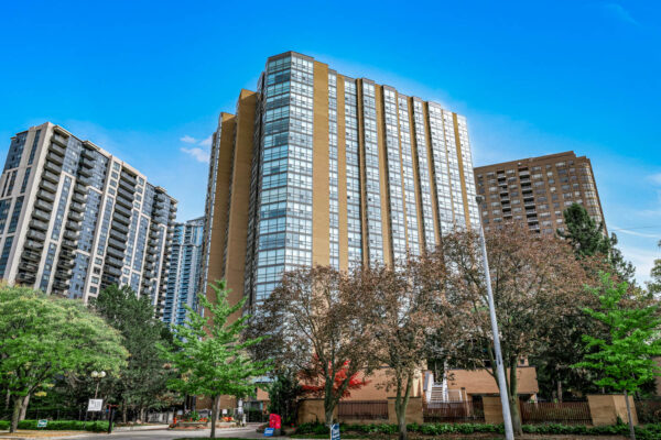 131-Beecroft-Road-#1903-Toronto-Web-Salisbury-6
