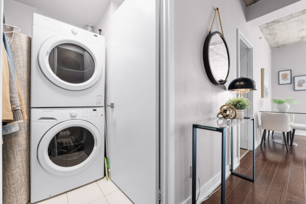 20-Minowan-Miikan-Lane-#418-Toronto-Web-Salisbury-34
