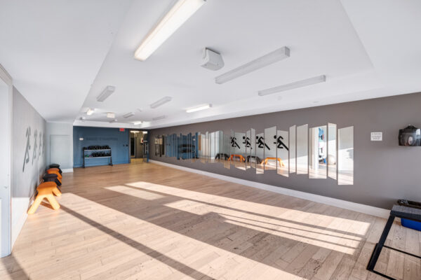 20-Minowan-Miikan-Lane-#418-Toronto-Web-Salisbury-43