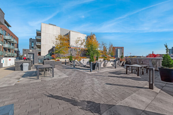 20-Minowan-Miikan-Lane-#418-Toronto-Web-Salisbury-46