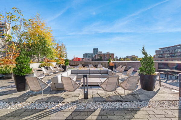 20-Minowan-Miikan-Lane-#418-Toronto-Web-Salisbury-47