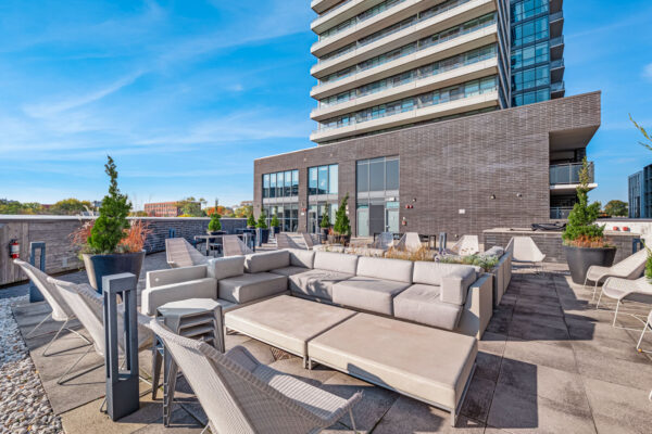 20-Minowan-Miikan-Lane-#418-Toronto-Web-Salisbury-49