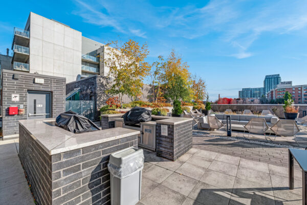 20-Minowan-Miikan-Lane-#418-Toronto-Web-Salisbury-50